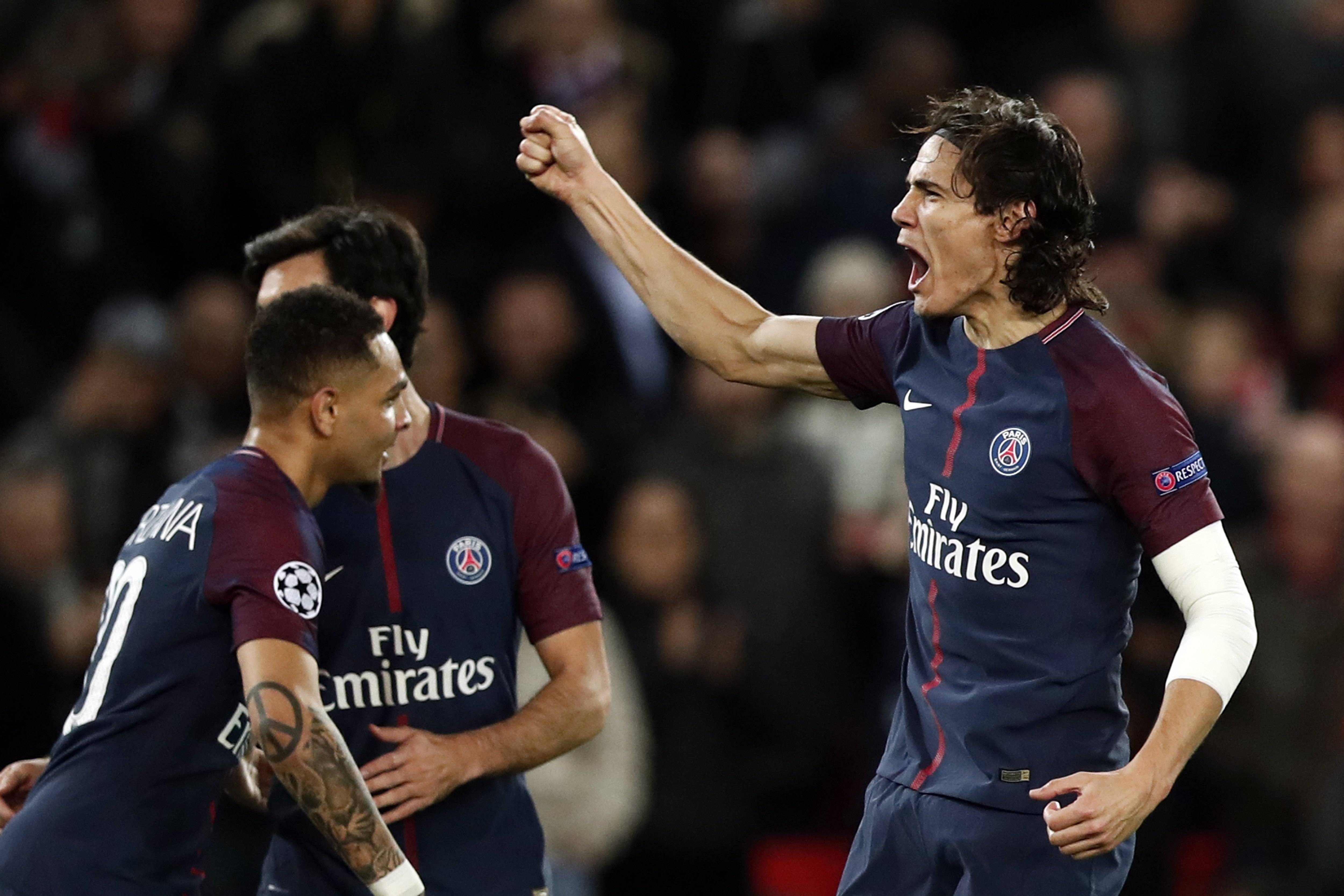 TA跟队：姆巴佩和卡马文加没有参加皇马今天的训练（TA随队记者：姆巴佩与卡马文加缺席皇马今日训练）