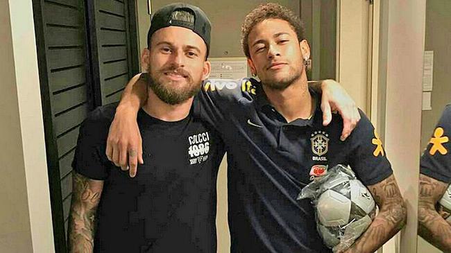 又赢球了！朱婷带河南女排3比0拿下四川，三连胜提前晋级，三场只输一局（朱婷率河南女排3-0横扫四川，豪取三连胜提前晋级，三战仅失一局）