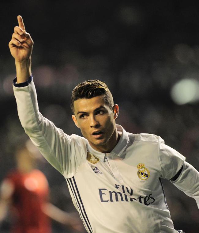 官方：阿拉维斯球迷可前往诺坎普现场观看客战巴萨的比赛（官方：阿拉维斯球迷获准赴诺坎普现场观战客场对阵巴萨）