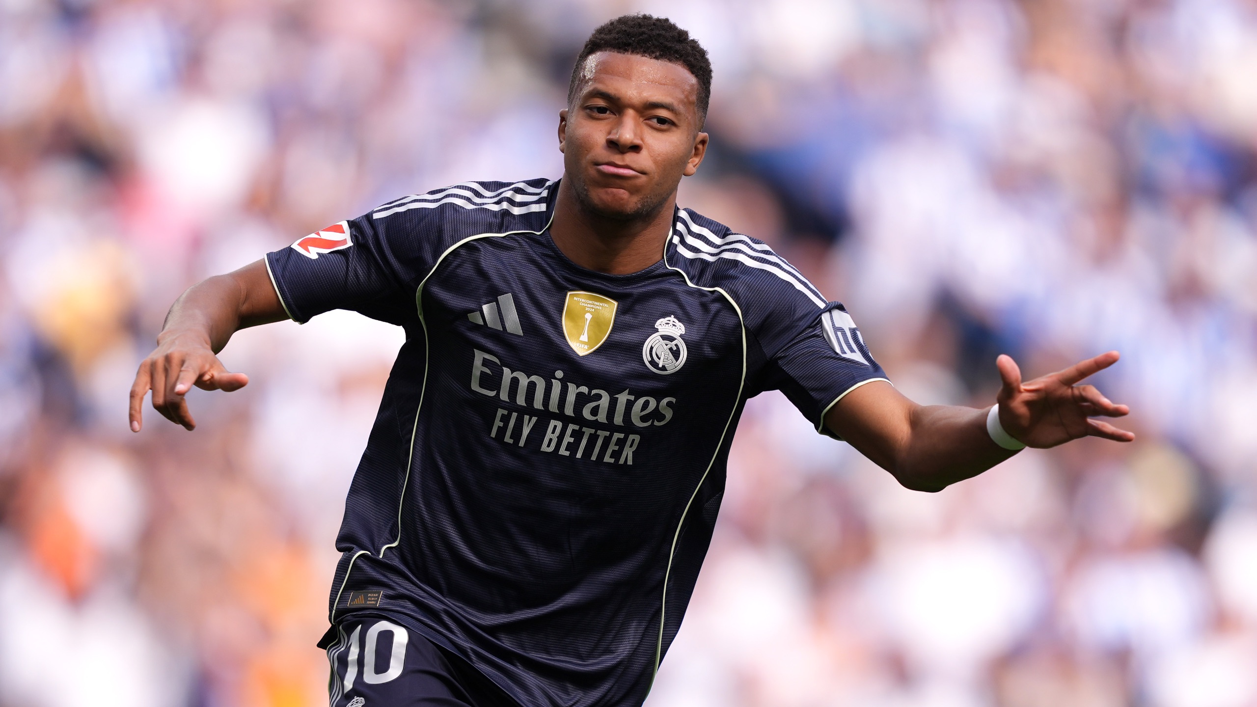 拜仁德甲前11轮拿到31分，追平历史同期最佳纪录（拜仁德甲开局11轮31分，追平历史同期最佳纪录）