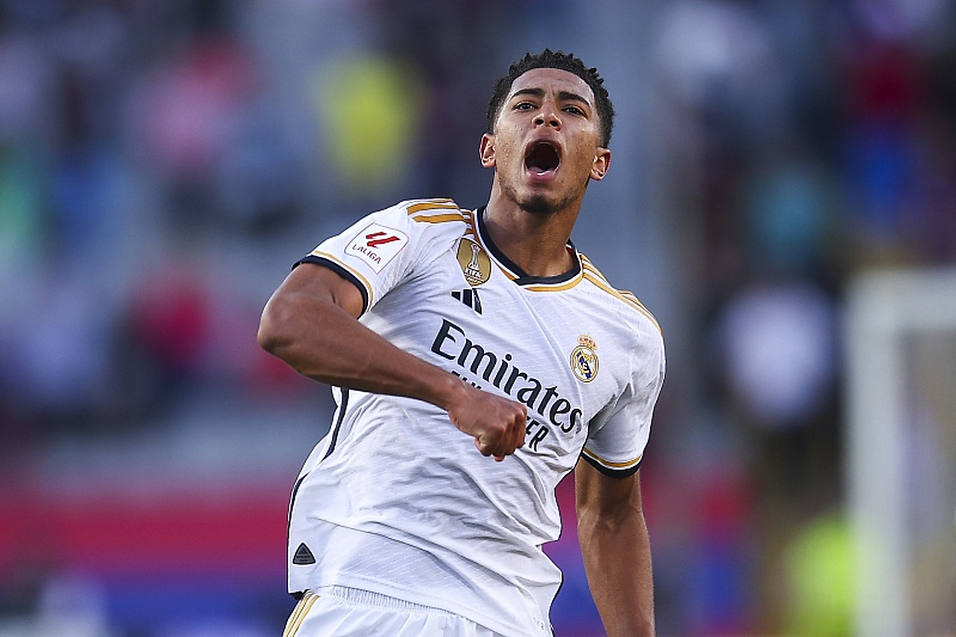 电讯报：曼联将在明年1月全力争夺塞梅尼奥，阿莫林非常欣赏他（电讯报：曼联明年一月将倾力引进塞梅尼奥，阿莫林对其青睐有加）