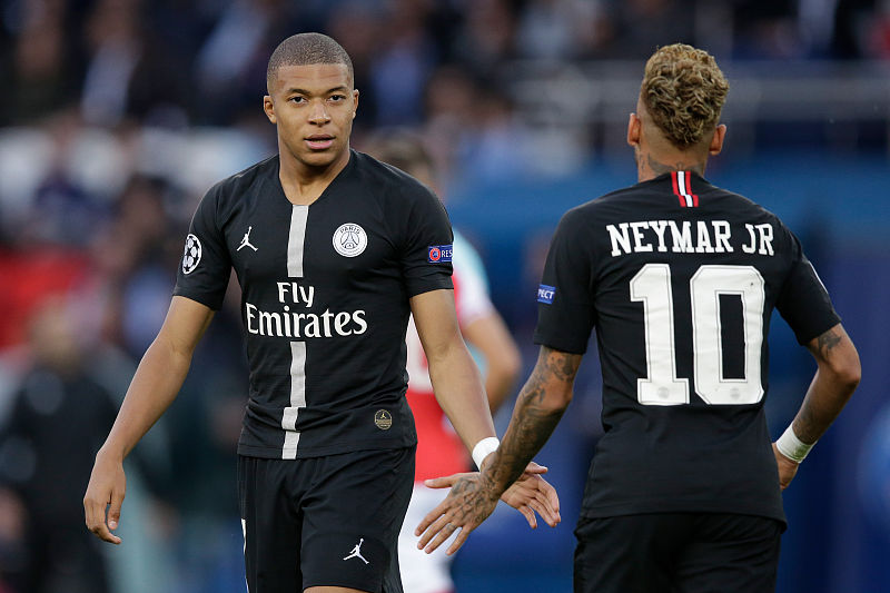 背锅到底！曝阿隆索已遭解雇（传阿隆索遭下课，背锅背到最后？）