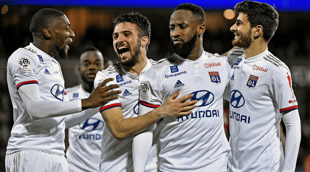 今夜能否晋级？拜仁过去21场德国杯客场对德甲球队仅一次失利（晋级在望？拜仁近21场德国杯客战德甲仅1败）