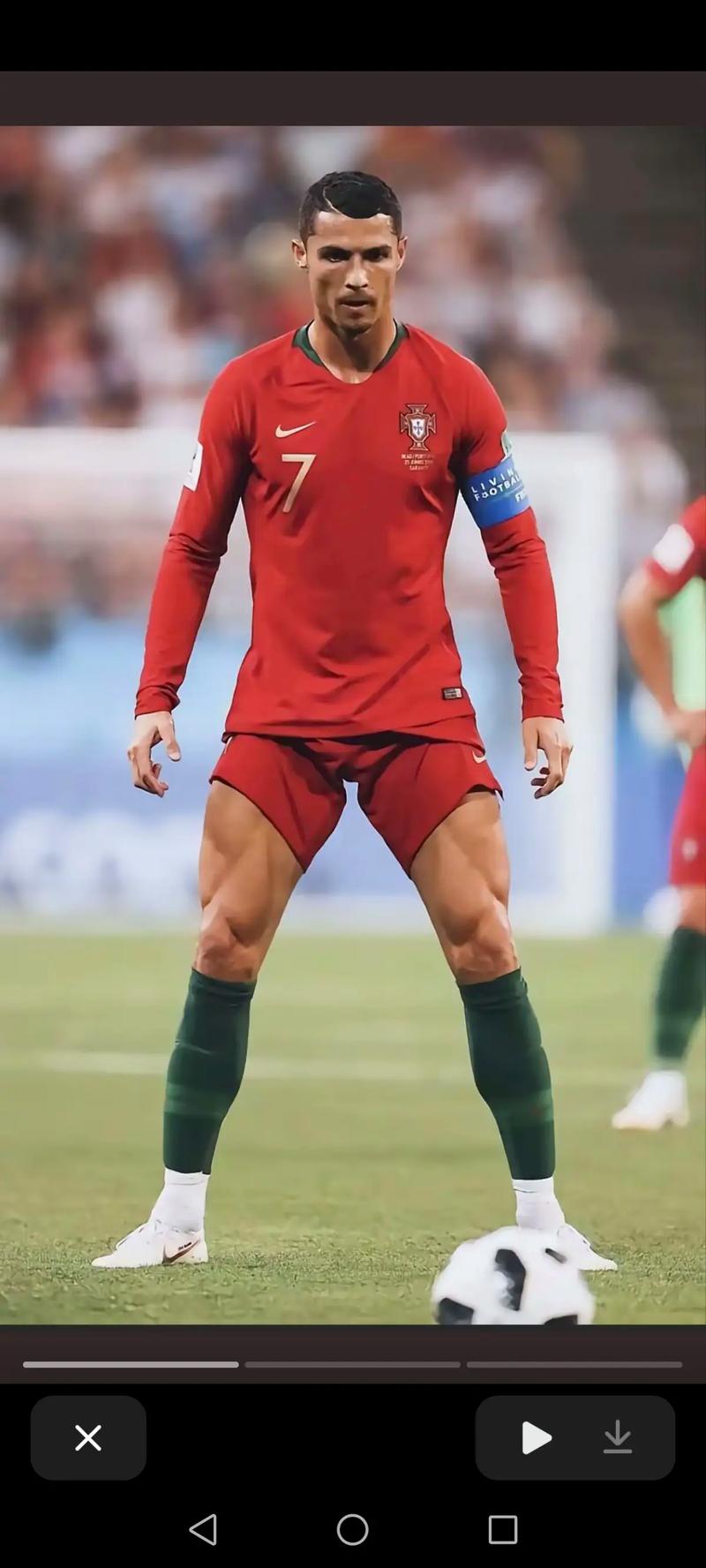 懂球帝2025年11月MVP候选出炉：姆巴佩、哈兰德领衔，莱万在列（懂球帝发布2025年11月MVP候选名单：姆巴佩、哈兰德领跑，莱万上榜）