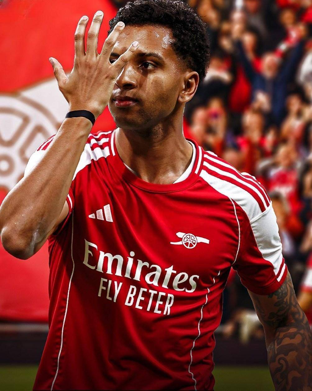 梅西小时候铃声响了不回教室，老师批评他：马拉多纳只有一个（梅西童年上课铃响仍未回班，老师斥责：马拉多纳独一无二）